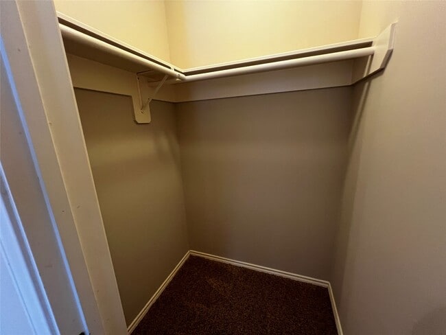 Building Photo - 2415 Sandy Fields Ln