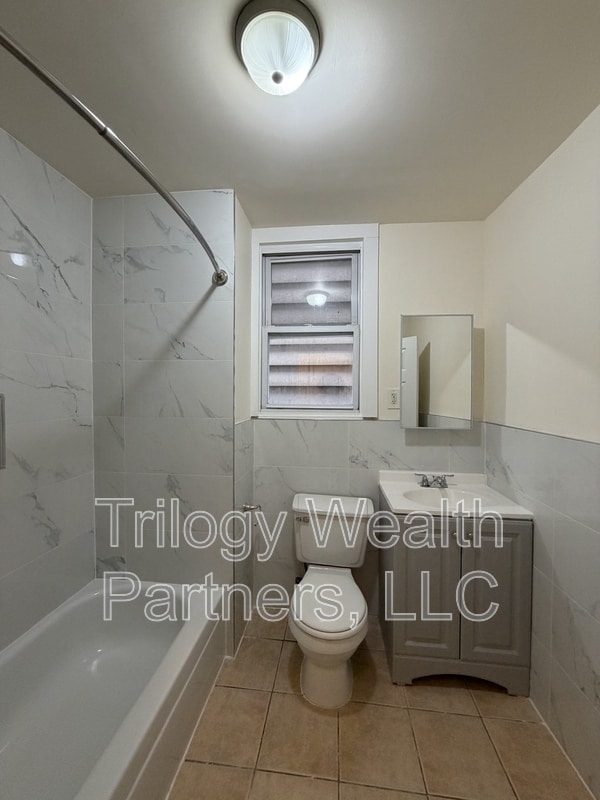 Building Photo - 58 S 13th St