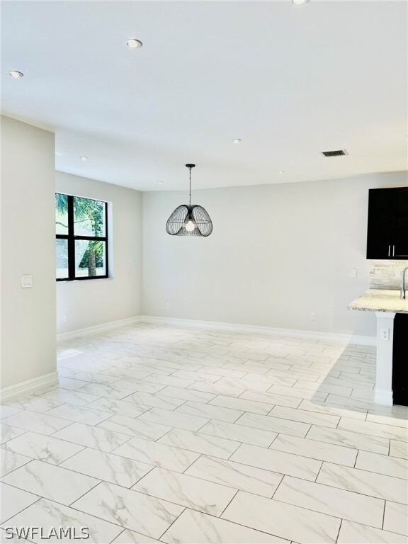 Building Photo - 7841 Bristol Cir