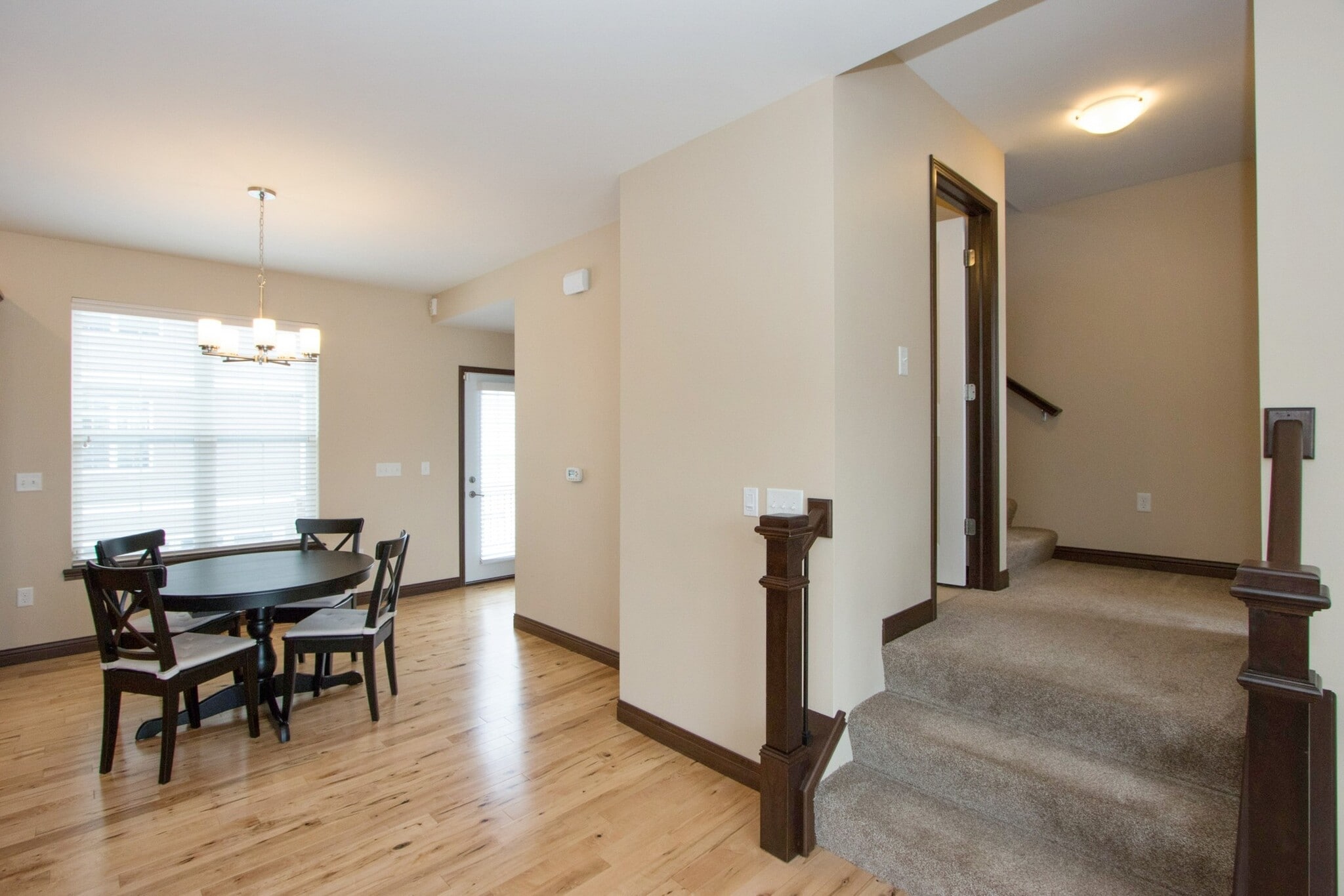 Building Photo - 320 Clark Dr