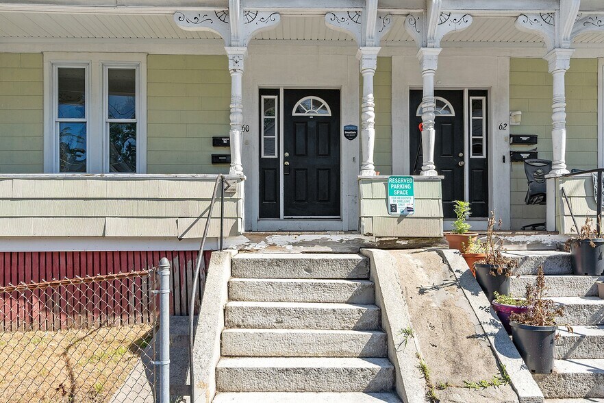 Building Photo - 60 6th St