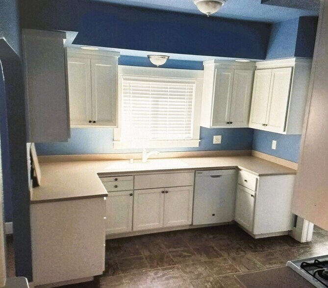 Building Photo - 18 North St