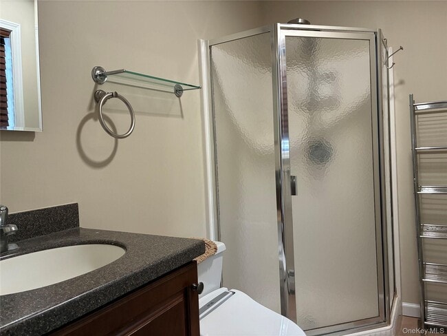 Building Photo - 24 Alice Ct