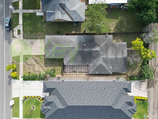 Building Photo - 415 N 17th St