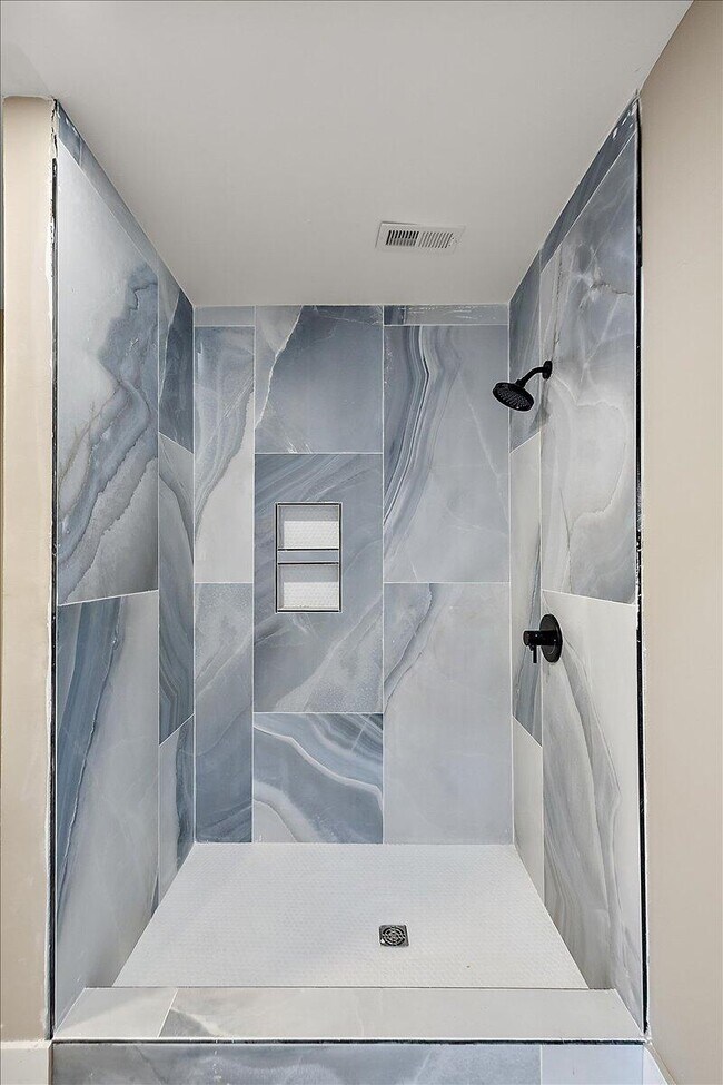 Building Photo - 3473 Townsend St