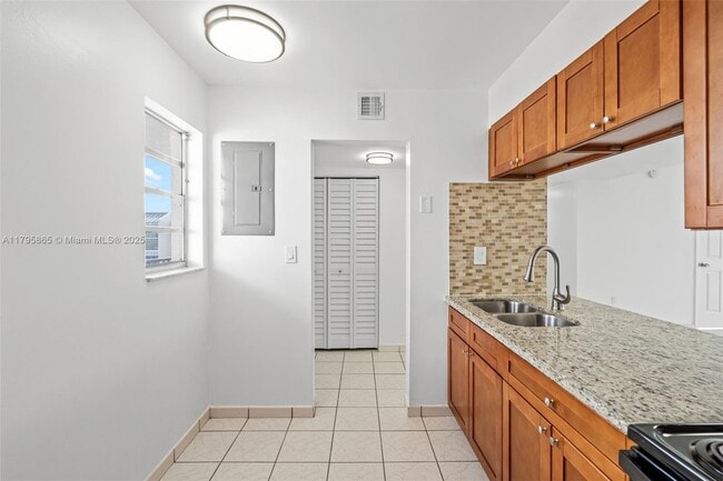 Building Photo - 14170 SW 84th St
