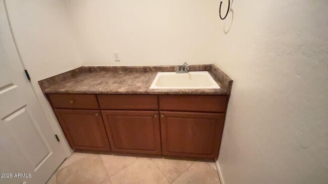 Building Photo - 21504 N Geraldine Dr