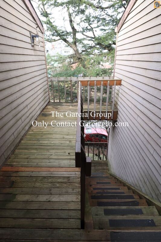 Building Photo - 3712 S Kelly Ave