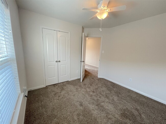 Building Photo - 20714 Round Key Dr