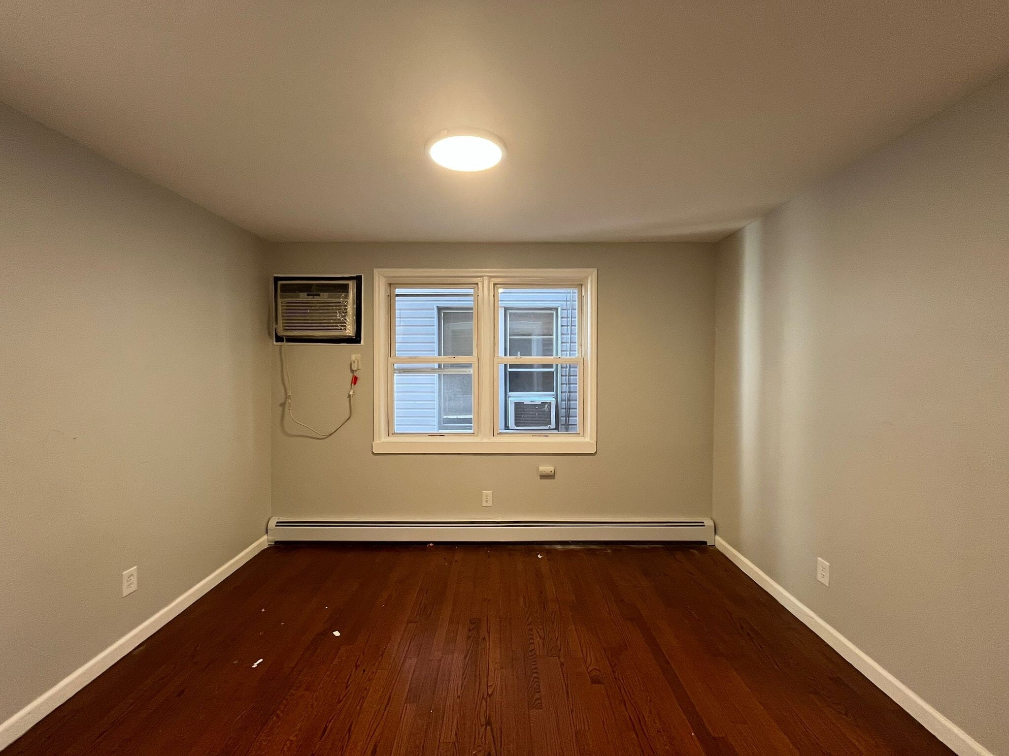 Building Photo - 186 Lembeck Ave