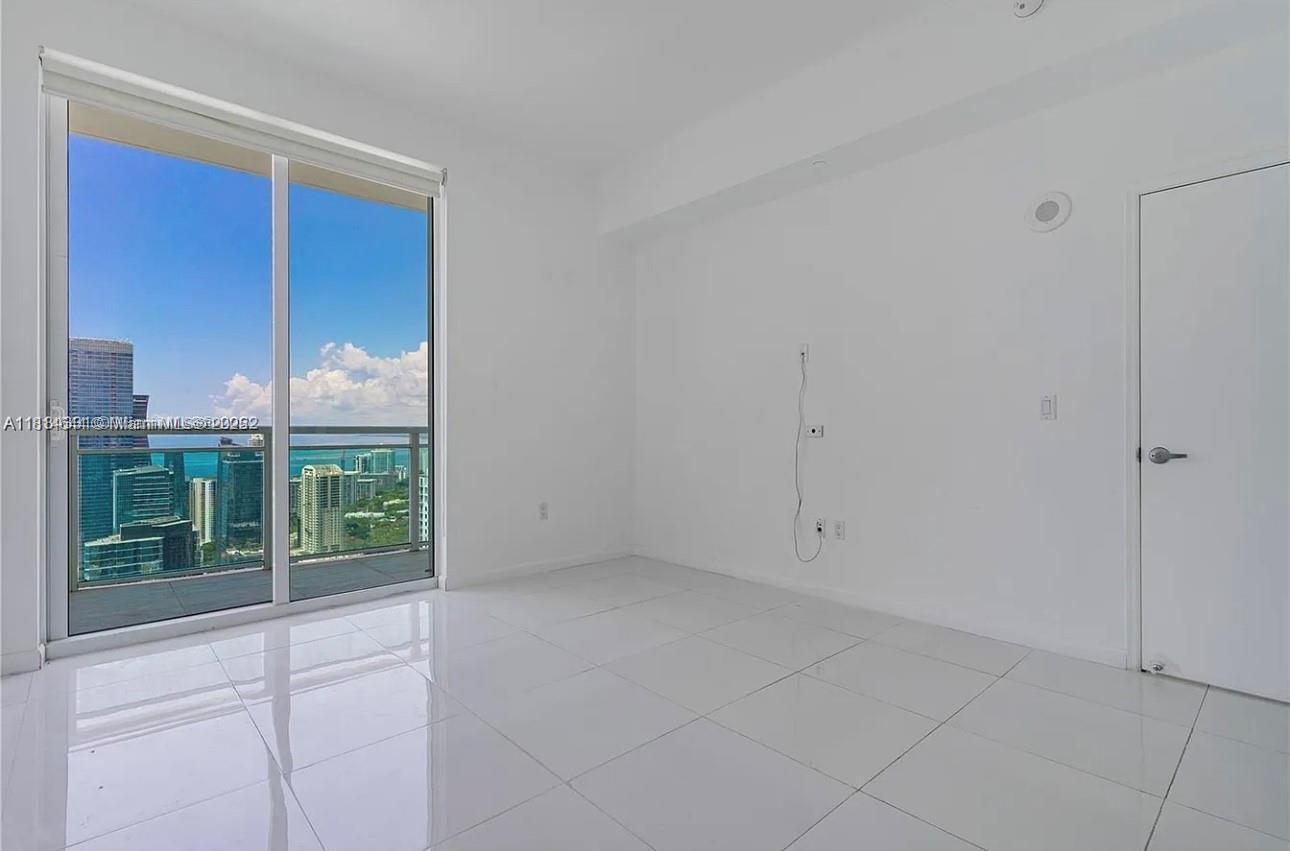 Building Photo - 950 Brickell Bay Dr