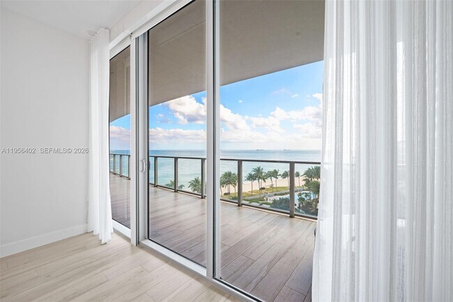 Building Photo - 2200 N Ocean Blvd