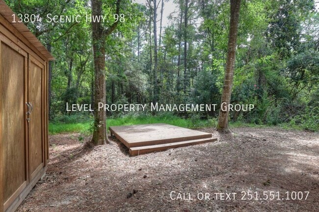 Building Photo - 13804 Scenic Hwy 98