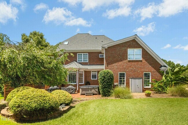 Building Photo - 2432 Baileys Landing Dr