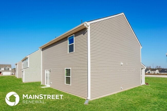 Building Photo - 609 Howling Wind Dr