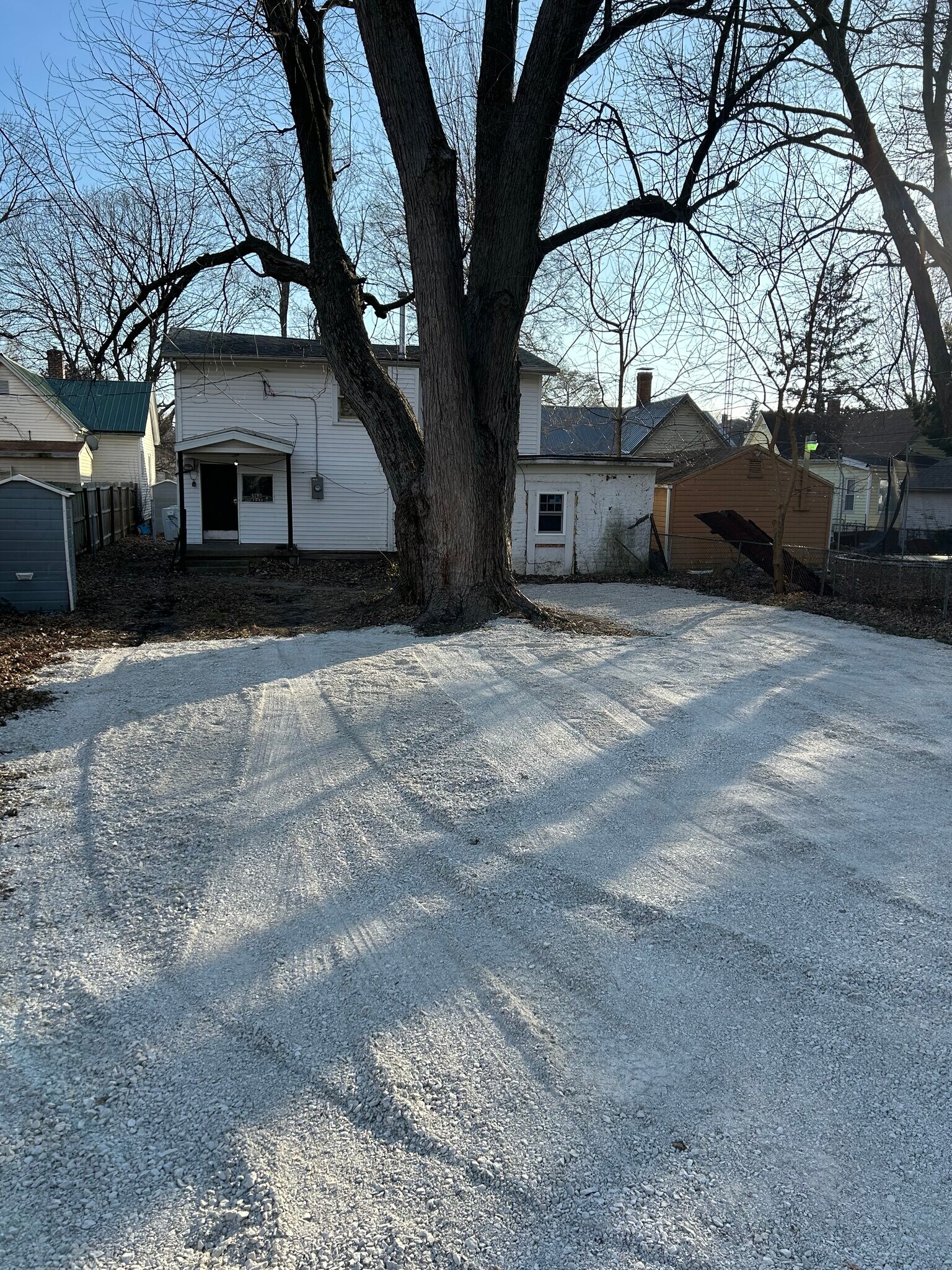 Building Photo - 515 W Vine St