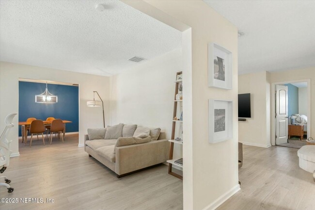 Building Photo - 3545 Tidal Marsh Dr
