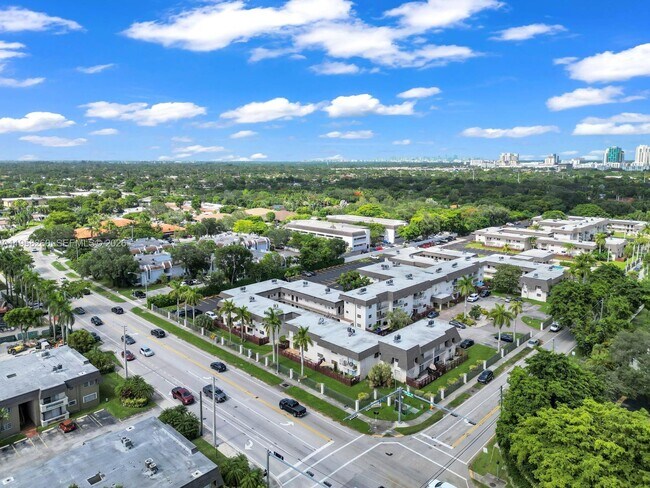 Building Photo - 8601 SW 94th St