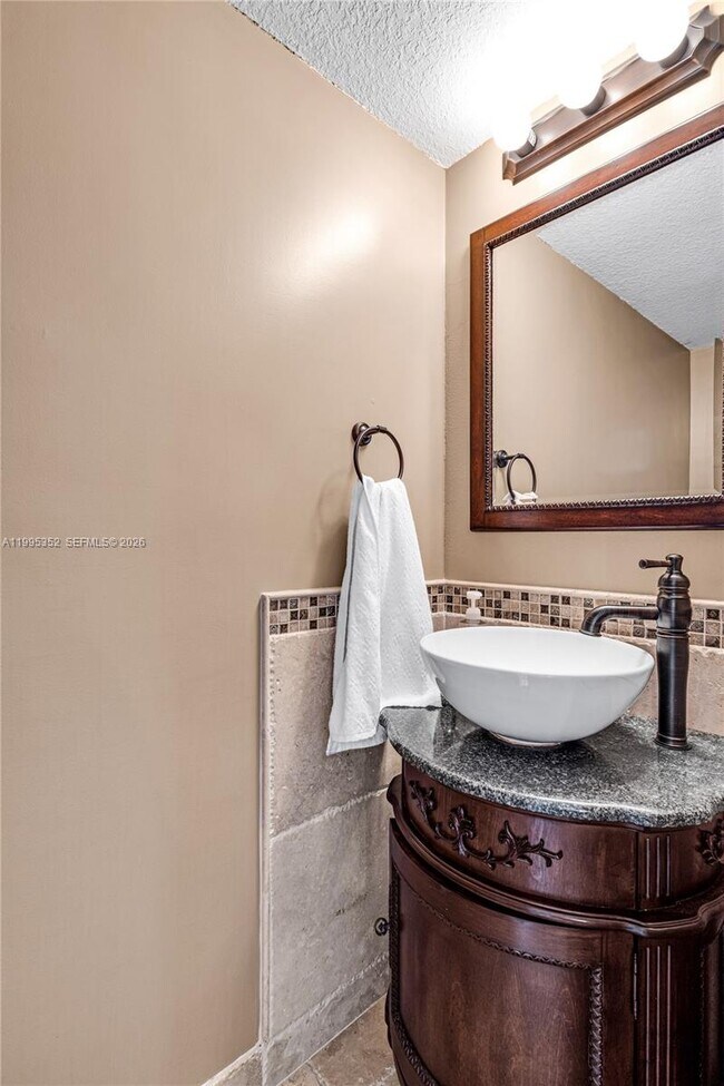 Building Photo - 1424 NW 113th Way