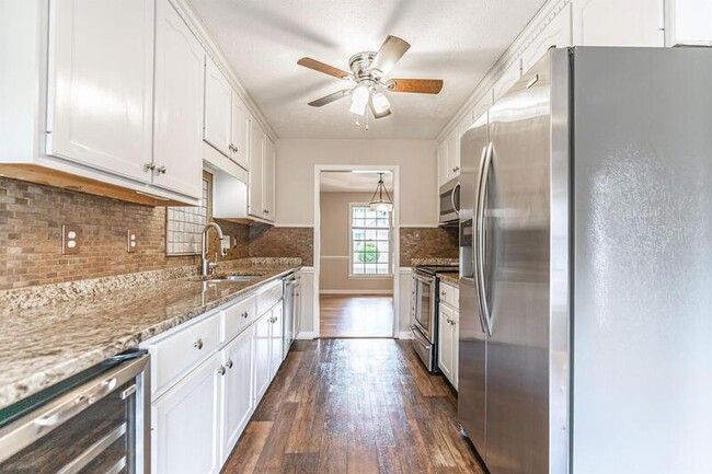 Building Photo - 6513 Jacobs Creek Cir