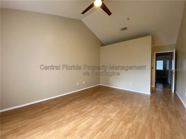 Building Photo - 587 Northbridge Dr