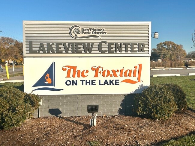 Building Photo - 946 E Grant Dr