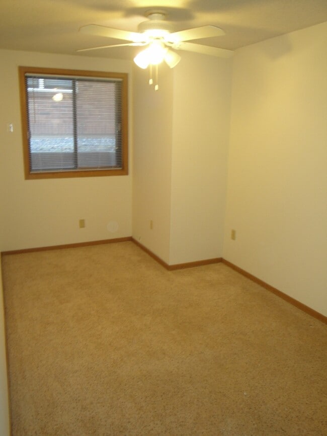 1743 - B1 - Randolph Apartments