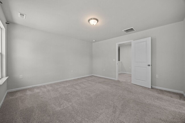 Building Photo - SHOWINGS UNAVAILABLE AT THIS TIME.