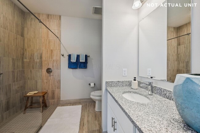 Building Photo - 5079 Hazelnut Pl