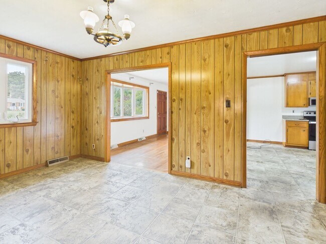 Building Photo - 11625 Reedy Branch Rd