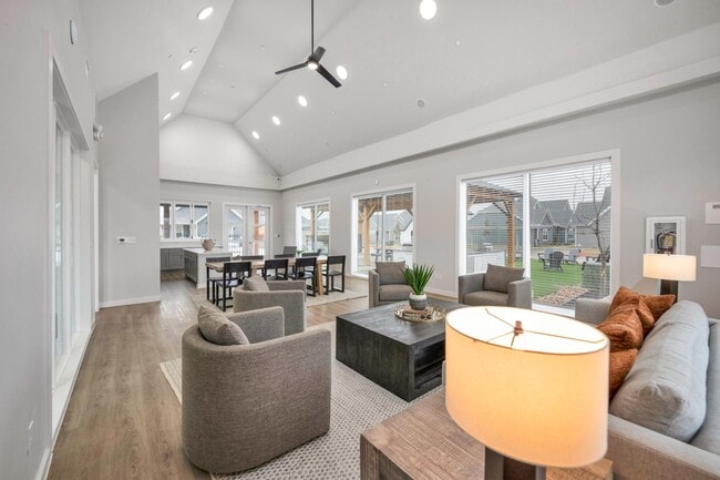 Building Photo - 10122 Conover Cmns Cir