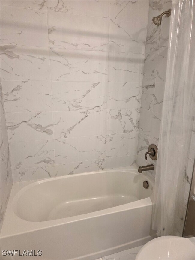 Building Photo - 16370 Viansa Wy