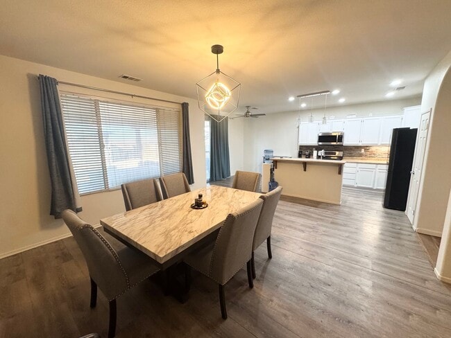 Building Photo - Beautiful Corner Lot