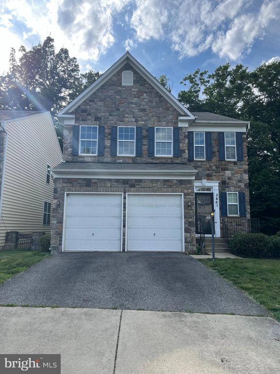 Building Photo - 3461 Eagle Ridge Dr