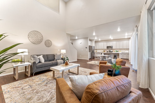 Building Photo - 464 Gold Hill Dr