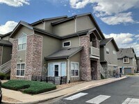 Building Photo - 3235 S Walden Ct