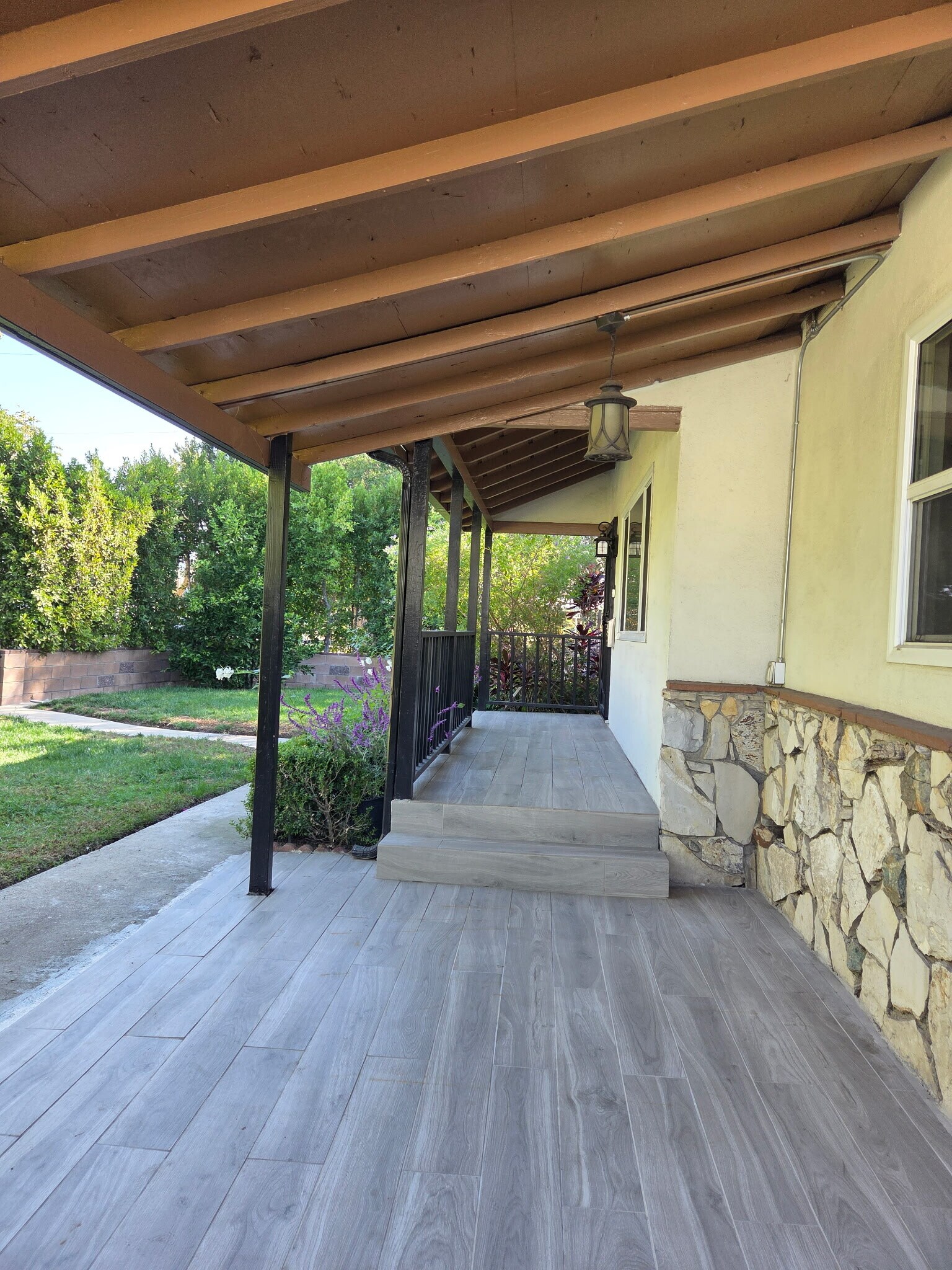 Patio and porch - 11536 Cumpston St