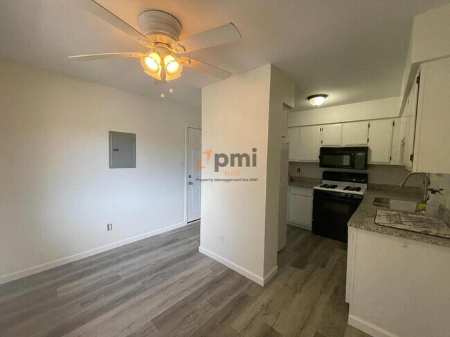 Building Photo - 6248 Kathryn Ct