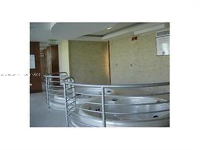 Building Photo - 41 SE 5th St