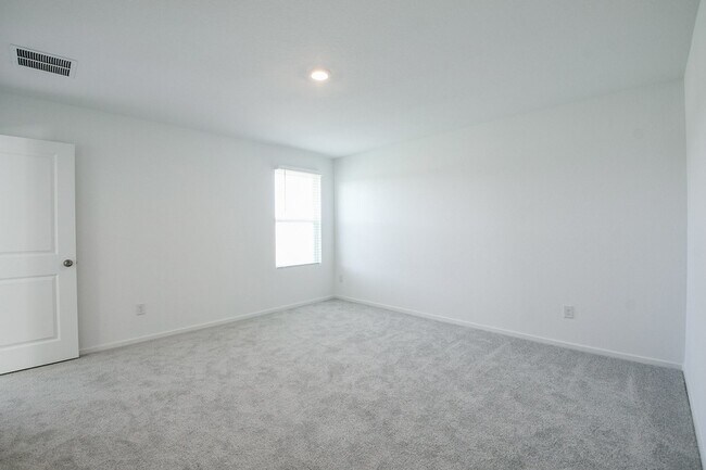 Building Photo - 6871 Flowering Ginger Ln