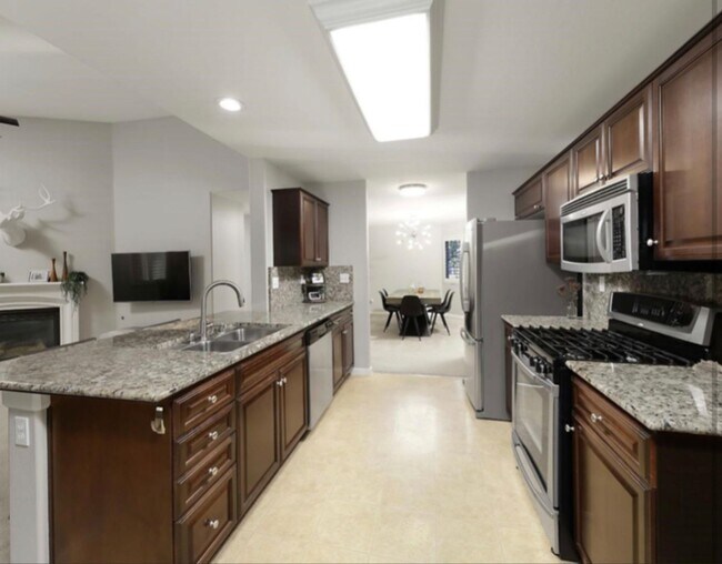 Building Photo - Incredible Rental In the SW! 3bd +2ba with RV parking $2,600 Rent