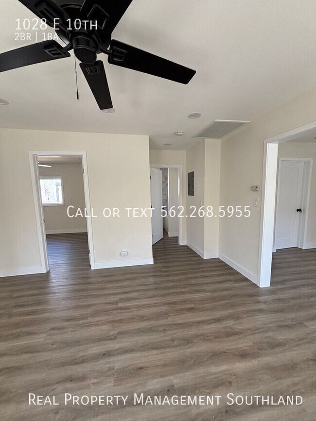 Building Photo - 1028 E 10th-