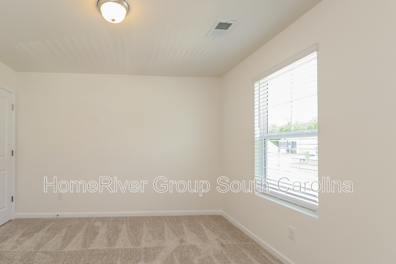 Building Photo - 146 Carriagebrook Cir