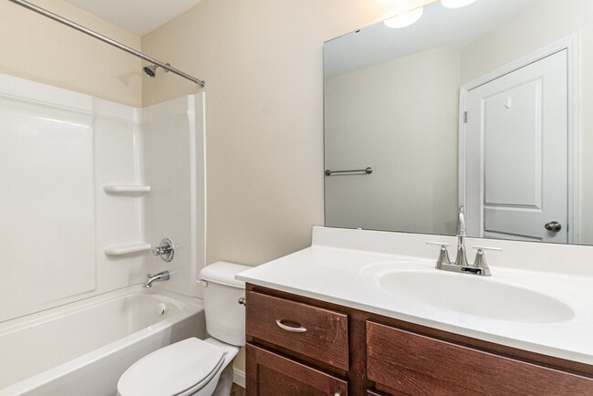 Building Photo - 487 S Arlington Rd