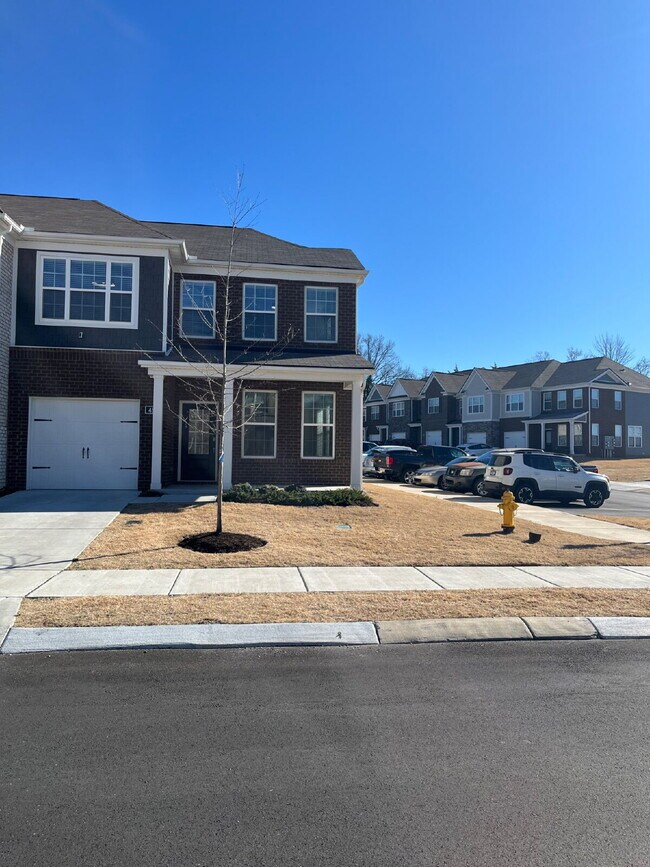 Building Photo - 453 Augustine Dr