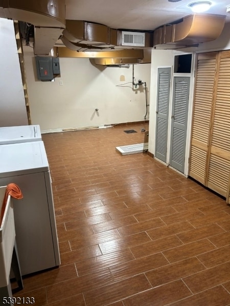 Building Photo - 1727 Park St