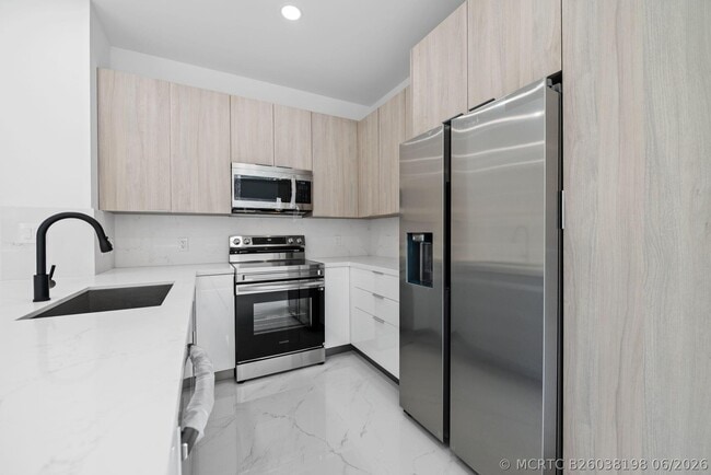 Building Photo - 1355 NW 42nd St