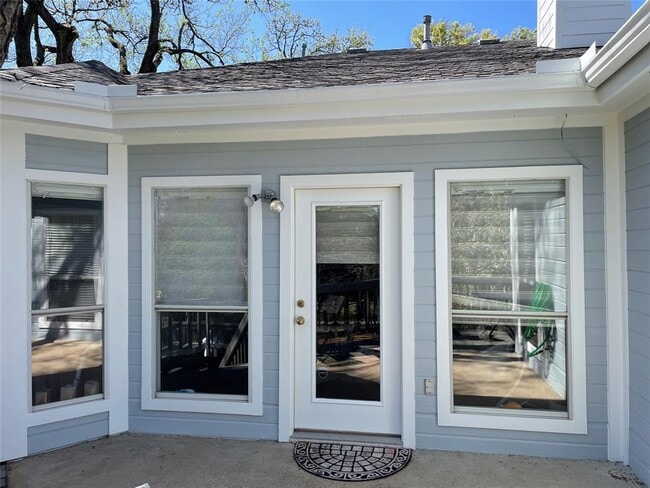 Building Photo - 4101 Idlewild Rd