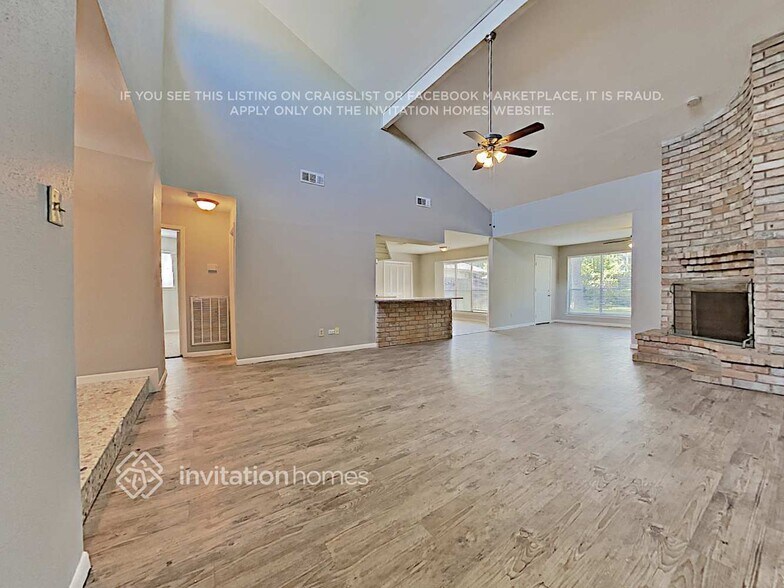 Building Photo - 1118 Red Rock Canyon Dr
