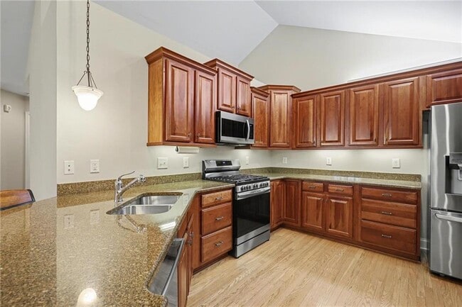 Building Photo - 214 Highlands Ridge Pl